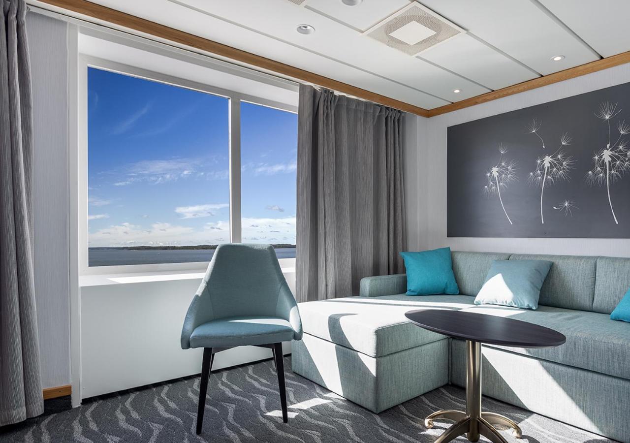 Viking Line Ferry Gabriella - 2-Night Cruise Stockholm-Helsinki-Stockholm Hotel Exterior photo